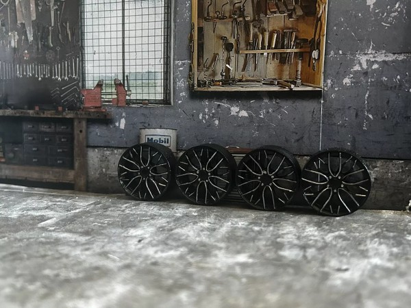 19“ Felgen Modellbau Felgen 1:18 Tuning Felgensatz Diorama