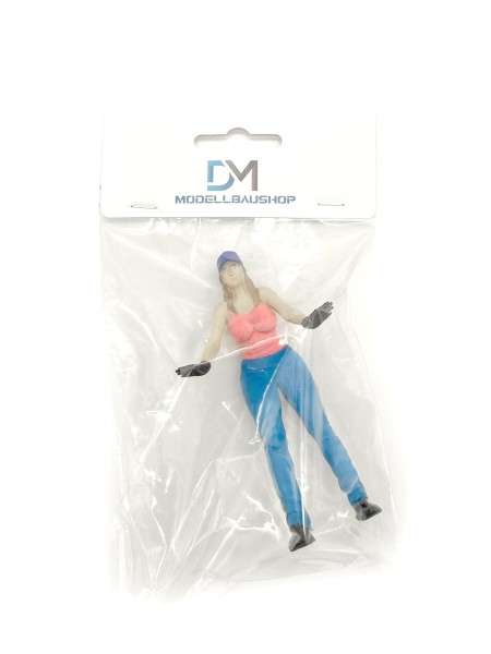 1:18 Resin Figur Frau stehend Werkstatt Pose Diorama Modellbau